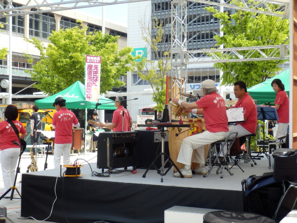 2014.05.10 Art Mix Niigata in えきなん広場ステージイベント